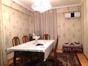 Satılır 2 otaqlı 85 m2 yeni tikili İnşaatçılar m.