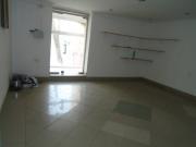 İcarəyə verilir 2 otaqlı 100 m2 obyekt Gənclik m.