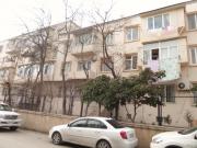 Satılır 4 otaqlı 90 m2 köhnə tikili Elmlər Akademiyası m.