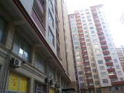 Satılır 3 otaqlı 130 m2 yeni tikili İnşaatçılar m.