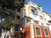 Satılır 1 otaqlı 40 m2 köhnə tikili İnşaatçılar m.