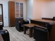 İcarəyə verilir 4 otaqlı 220 m2 obyekt Gənclik m.