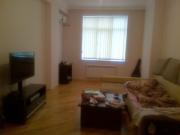 Satılır 2 otaqlı 86 m2 yeni tikili Yasamal r.