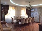 Satılır 3 otaqlı 145 m2 yeni tikili İnşaatçılar m.