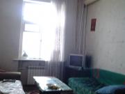 Satılır 2 otaqlı 56 m2 köhnə tikili Elmlər Akademiyası m.