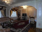 Satılır 5 otaqlı 0 m2 köhnə tikili İnşaatçılar m.