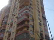 Satılır 3 otaqlı 135000 m2 yeni tikili 5 mkr