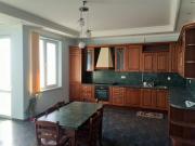 İcarəyə verilir 6 otaqlı 460 m2 köhnə tikili Badamdar