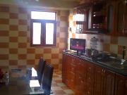 Satılır 5 otaqlı 100 m2 köhnə tikili Mərdəkan