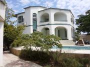 İcarəyə verilir 4 otaqlı 250 m2 həyət evi Buzovna