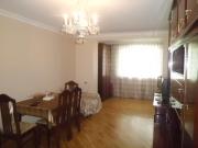 Satılır 3 otaqlı 65 m2 köhnə tikili Elmlər Akademiyası m.