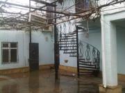 Satılır 10 otaqlı 300 m2 bağ evi Rəsulzadə