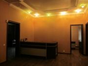 İcarəyə verilir 5 otaqlı 200 m2 obyekt Gənclik m.