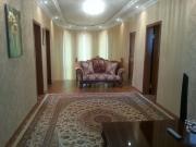 Satılır 6 otaqlı 240 m2 həyət evi Xəzər r.