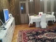 Satılır 3 otaqlı 130 m2 yeni tikili İnşaatçılar m.