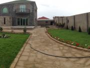 Satılır 5 otaqlı 220 m2 həyət evi Albalı