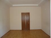 İcarəyə verilir 3 otaqlı 120 m2 obyekt Şah İsmayıl Xətai m.