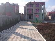 Satılır 6 otaqlı 404 m2 həyət evi Novxanı