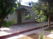 İcarəyə verilir 7 otaqlı 500 m2 həyət evi Şüvəlan