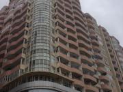 Satılır 2 otaqlı 75 m2 yeni tikili İnşaatçılar m.