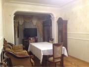 İcarəyə verilir 4 otaqlı 0 m2 köhnə tikili İnşaatçılar m.