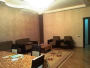 İcarəyə verilir 4 otaqlı 140 m2 yeni tikili İnşaatçılar m.