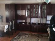 İcarəyə verilir 2 otaqlı 70 m2 köhnə tikili 8 km