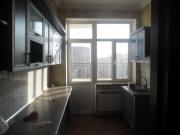 Satılır 3 otaqlı 75 m2 yeni tikili İnşaatçılar m.