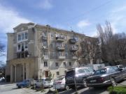 Satılır 3 otaqlı 90 m2 köhnə tikili Elmlər Akademiyası m.