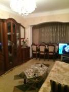 Satılır 3 otaqlı 80 m2 köhnə tikili İnşaatçılar m.