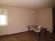 İcarəyə verilir 3 otaqlı 0 m2 obyekt İnşaatçılar m.