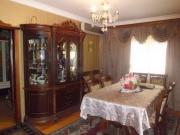 Satılır 4 otaqlı 90 m2 köhnə tikili İnşaatçılar m.