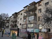 Satılır 1 otaqlı 32 m2 köhnə tikili İnşaatçılar m.