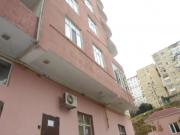 Satılır 4 otaqlı 170 m2 obyekt İnşaatçılar m.