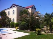 Satılır 7 otaqlı 450 m2 həyət evi Qara Qarayev m.
