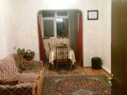 Satılır 2 otaqlı 50 m2 köhnə tikili İnşaatçılar m.