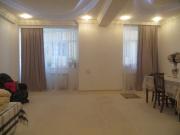 Satılır 4 otaqlı 144 m2 yeni tikili İnşaatçılar m.