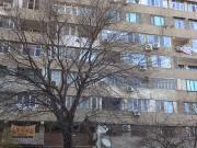 Satılır 3 otaqlı 80 m2 köhnə tikili Elmlər Akademiyası m.