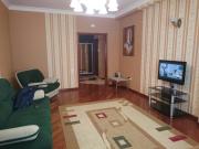 İcarəyə verilir 3 otaqlı 128 m2 yeni tikili İnşaatçılar m.