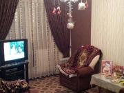 Satılır 4 otaqlı 95 m2 köhnə tikili İnşaatçılar m.