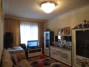 Satılır 3 otaqlı 75 m2 köhnə tikili İnşaatçılar m.