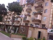 Satılır 2 otaqlı 42 m2 köhnə tikili Elmlər Akademiyası m.
