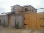 Satılır 6 otaqlı 200 m2 həyət evi Y.Ramana