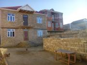 Satılır 6 otaqlı 4 m2 bağ evi Y.Ramana