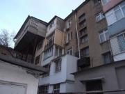 Satılır 3 otaqlı 65 m2 köhnə tikili Elmlər Akademiyası m.