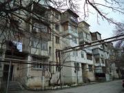 Satılır 2 otaqlı 45 m2 köhnə tikili Elmlər Akademiyası m.