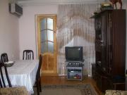 Satılır 2 otaqlı 45 m2 köhnə tikili İnşaatçılar m.