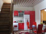 Satılır 3 otaqlı 0 m2 köhnə tikili İnşaatçılar m.