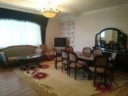 İcarəyə verilir 3 otaqlı 142 m2 yeni tikili 8 km