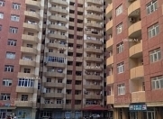Satılır 2 otaqlı 70 m2 yeni tikili İnşaatçılar m.